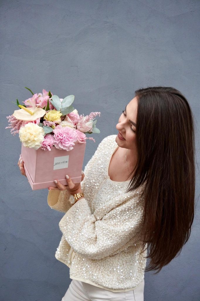 Aranjament floral „Pastel Charm”